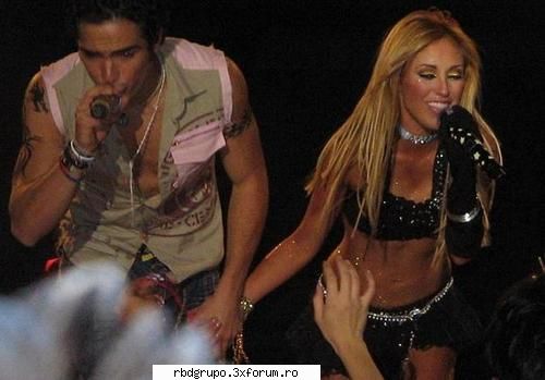 annie looks anahi {mia}