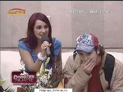 RBD LA AEROPORT - CLICK PE IMAGINE PT A MARI IMAGINEA - RBD IN ROMANIA